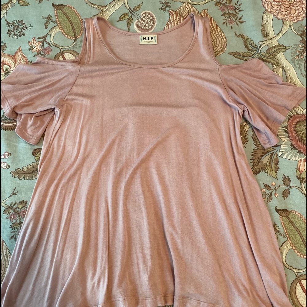 HIP cold shoulder top